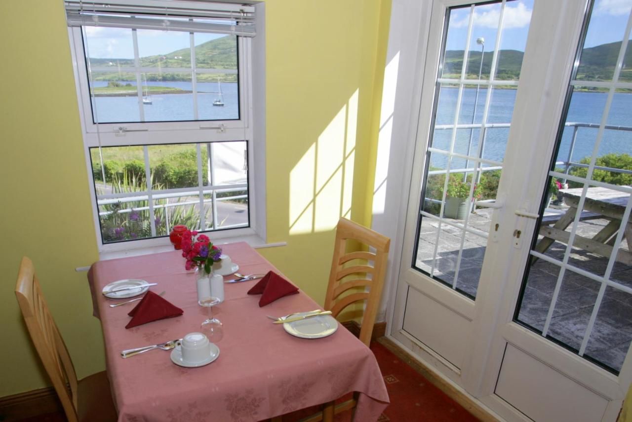 Отели типа «постель и завтрак» Cottage Heights Каслтаунбер-15